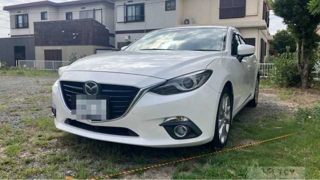 2014 Mazda Axela