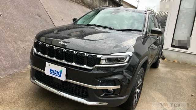 2023 Jeep Commander