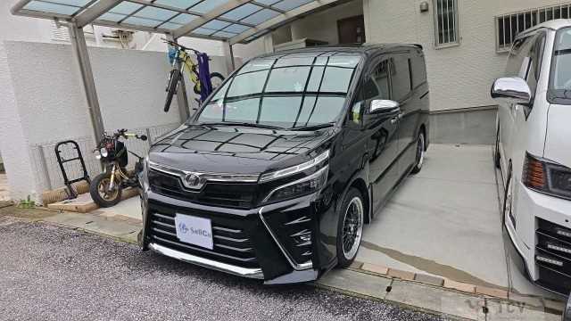 2019 Toyota Voxy