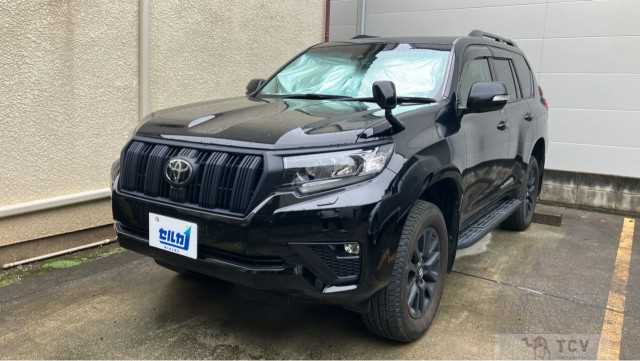 2022 Toyota Land Cruiser Prado