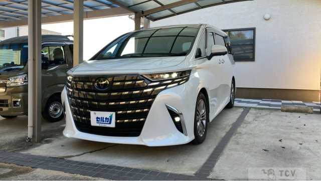 2023 Toyota Alphard Hybrid