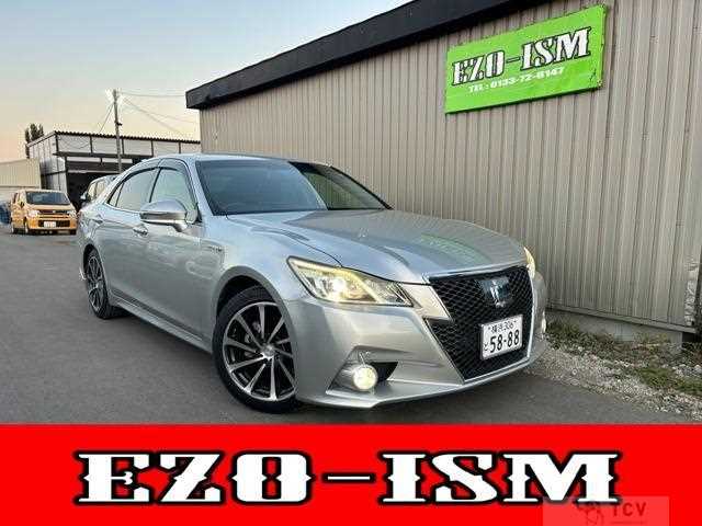 2014 Toyota Crown