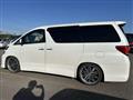 2013 Toyota Vellfire