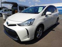 2018 Toyota PRIUS α