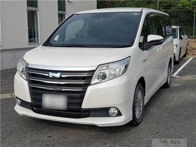 2016 Toyota Noah