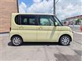2011 Daihatsu Tanto