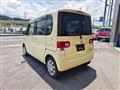 2011 Daihatsu Tanto