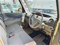 2011 Daihatsu Tanto