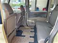 2011 Daihatsu Tanto
