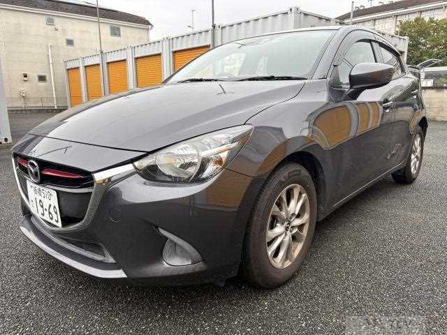 2016 Mazda Demio