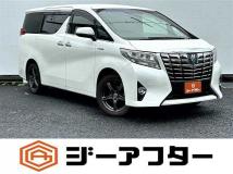 2015 Toyota Alphard Hybrid