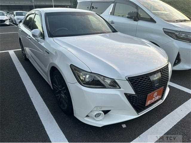 2015 Toyota Crown