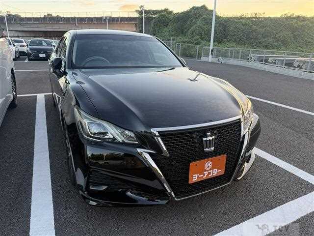 2015 Toyota Crown