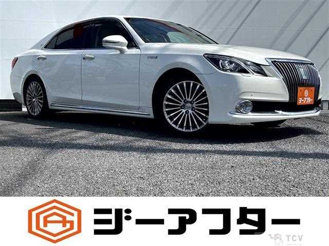 2013 Toyota Crown Majesta