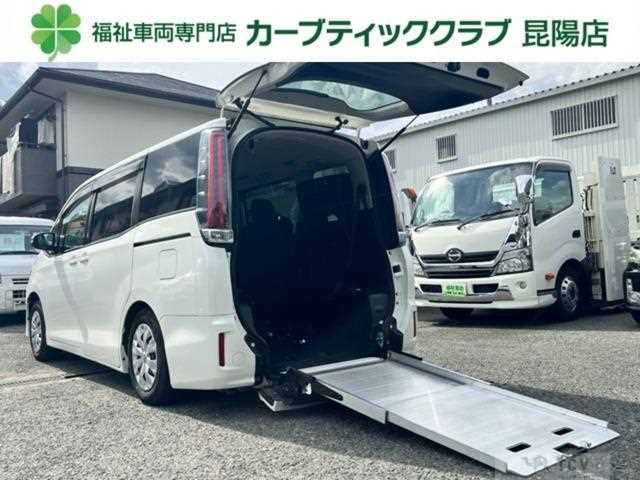 2019 Toyota Noah