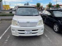 2004 Toyota Noah