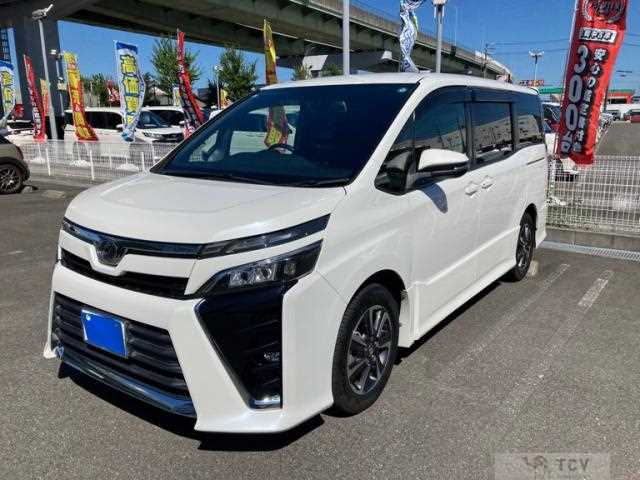2017 Toyota Voxy