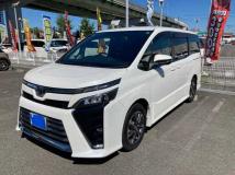 2017 Toyota Voxy