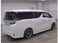 2015 Toyota Vellfire
