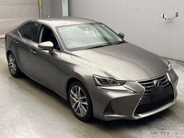 2019 Lexus IS