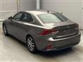 2019 Lexus IS
