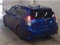 2016 Toyota PRIUS α