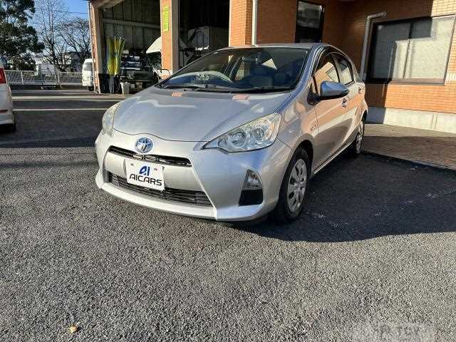 2013 Toyota AQUA