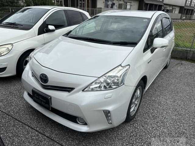 2014 Toyota PRIUS α