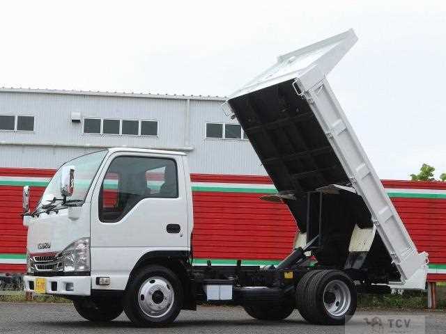 2012 Isuzu Elf Truck