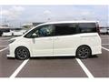 2017 Toyota Noah
