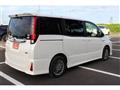 2016 Toyota Noah