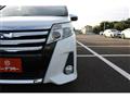 2016 Toyota Noah