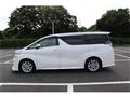 2015 Toyota Vellfire