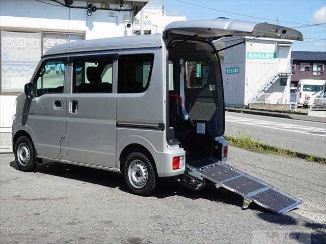 2022 Suzuki Every