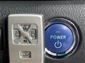 2013 Toyota Alphard Hybrid