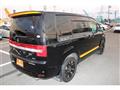 2017 Mitsubishi Delica D5