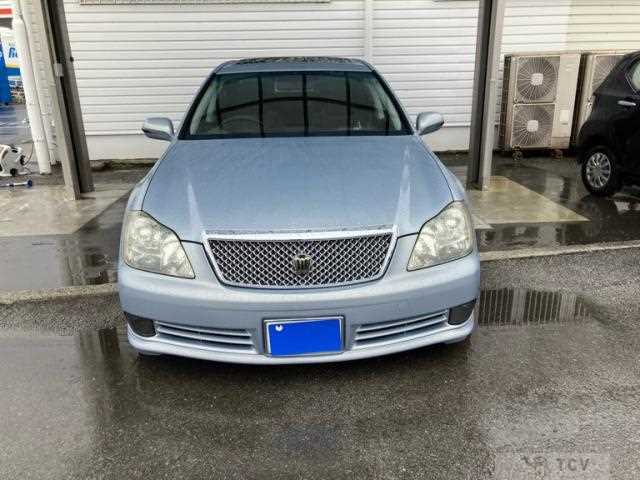 2004 Toyota Crown