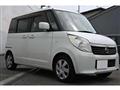 2011 Nissan ROOX
