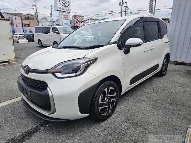 2023 Toyota Sienta