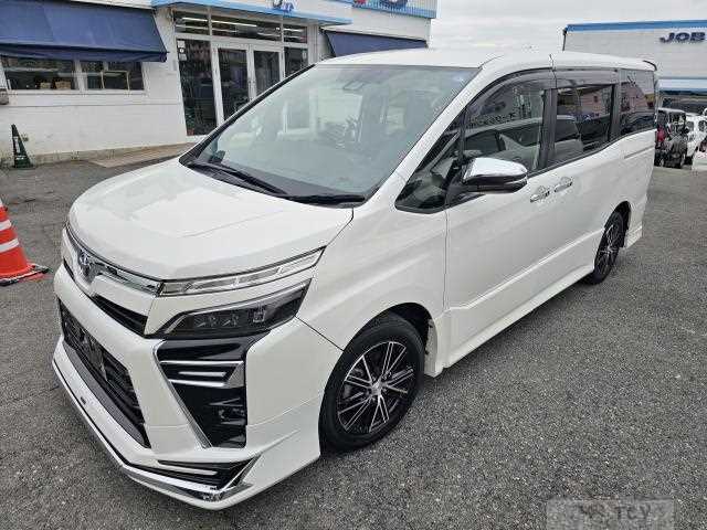 2021 Toyota Voxy