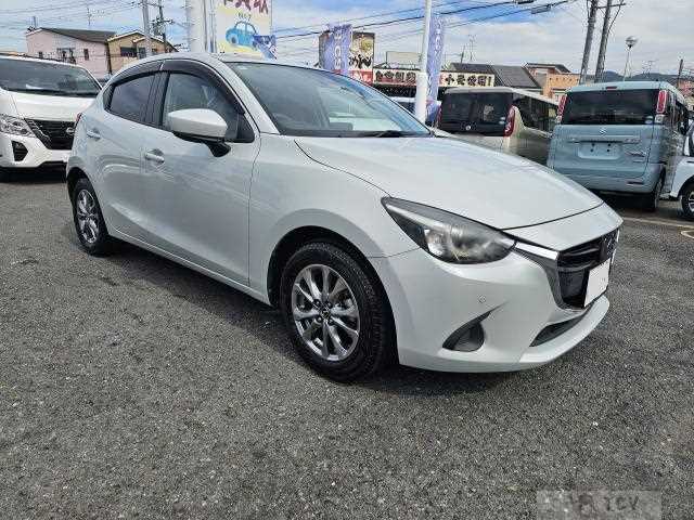 2018 Mazda Demio