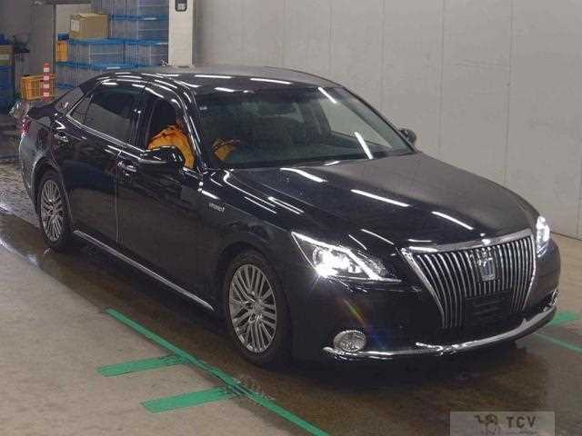 2016 Toyota Crown Majesta