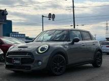 2018 BMW MINI