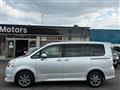 2009 Toyota Voxy