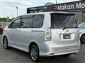 2009 Toyota Voxy