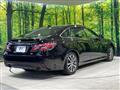 2019 Toyota Crown Hybrid