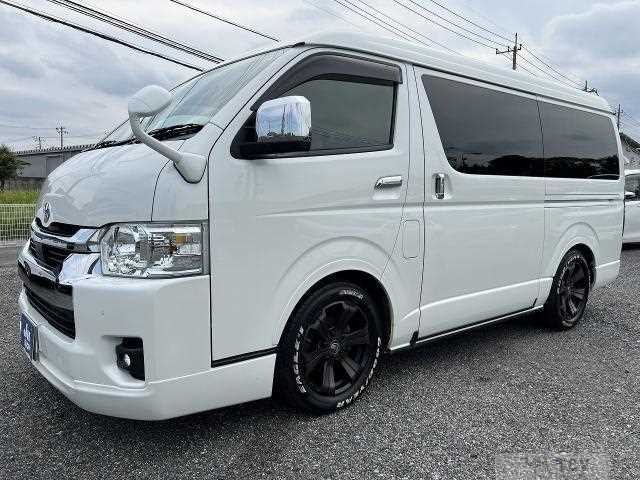 2023 Toyota Hiace Wagon