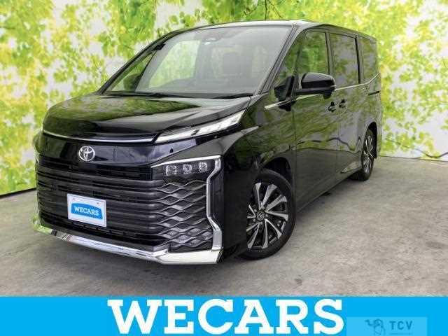 2022 Toyota Voxy
