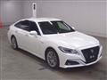 2019 Toyota Crown Hybrid
