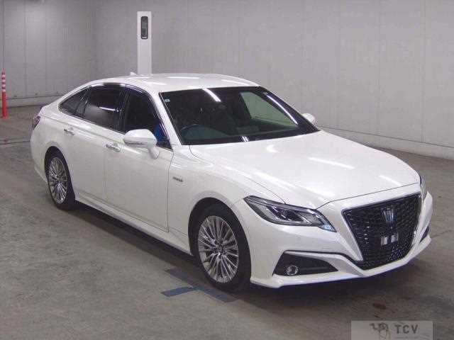 2019 Toyota Crown Hybrid